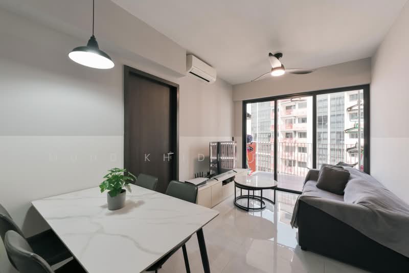 Riverfront Residences, 41 Hougang Avenue 7, 2 Bedrooms, 614 sqft, Condominium For Rent, by Muhd Khidhir (MK), 500237827 - Living Room - PropertyGuru.com.sg