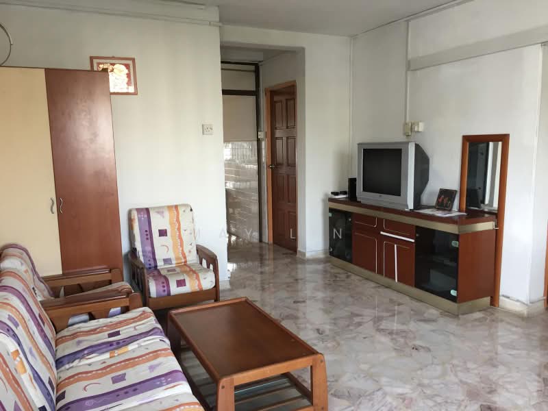 379 Clementi Avenue 5, 379 Clementi Avenue 5, Room Rental, 180 sqft, HDB Flat For Rent, by May Lin, 500237850 - Living Room - PropertyGuru.com.sg