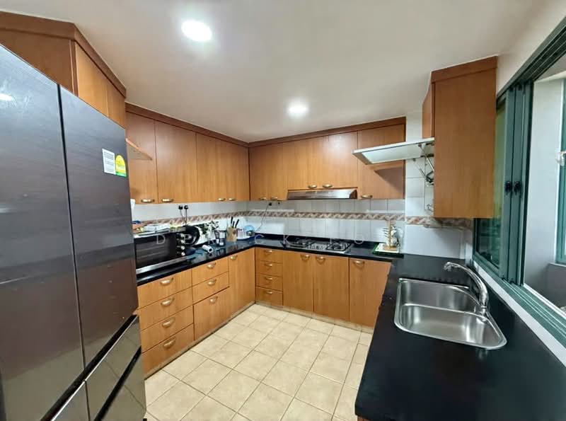 Yew Mei Green, 52 Choa Chu Kang North 6, 3 Bedrooms, 1,292 sqft, Condominium For Sale, by Derick Foo, 500237851 - Kitchen - PropertyGuru.com.sg