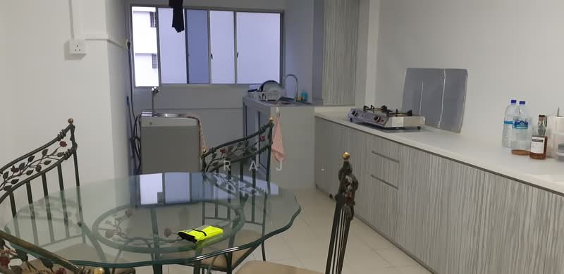 150 Simei Street 1, 150 Simei Street 1, 2 Bedrooms, 735 sqft, HDB Flat For Rent, by Raj ., 500237853 - Kitchen - PropertyGuru.com.sg