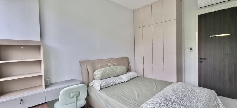 Ferraria Park Condo, 24 Flora Drive, Room Rental, 118 sqft, Condominium For Rent, by Young Chng, 500237854 - Bedroom - PropertyGuru.com.sg