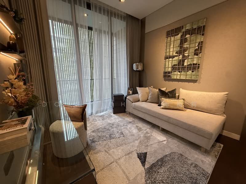 Lloyd SixtyFive, 65 Lloyd Road, 3 Bedrooms, 2,422 sqft, Condominium For Sale, by Dolly Chia 谢梅莉, 500237855 - Living Room - PropertyGuru.com.sg