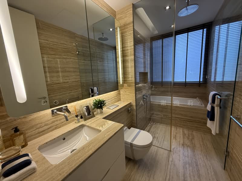 Lloyd SixtyFive, 65 Lloyd Road, 3 Bedrooms, 2,422 sqft, Condominium For Sale, by Dolly Chia 谢梅莉, 500237855 - Bathroom - PropertyGuru.com.sg