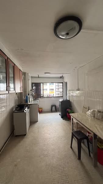 524 Ang Mo Kio Avenue 5, 524 Ang Mo Kio Avenue 5, 2 Bedrooms, 721 sqft, HDB Flat For Sale, by Amelia Ang, 500237857 - Kitchen - PropertyGuru.com.sg