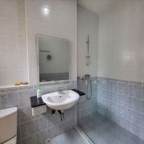 Toh Tuck Apartment, Toh Tuck Crescent, 1 Bedroom, 400 sqft, Apartment For Rent, by Joyce Lau, 500237858 - Bathroom - PropertyGuru.com.sg