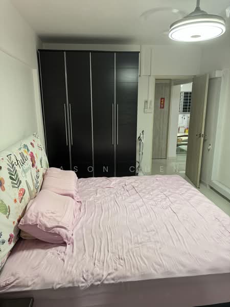449 Jurong West Street 42, 449 Jurong West Street 42, 3 Bedrooms, 1,109 sqft, HDB Flat For Rent, by Jason Chen, 500237865 - Bedroom - PropertyGuru.com.sg