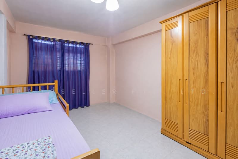 41 Sims Drive, 41 Sims Drive, 2 Bedrooms, 818 sqft, HDB Flat For Sale, by Elaine Wong, 500237870 - Bedroom - PropertyGuru.com.sg