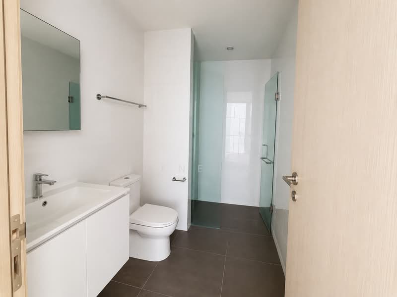Kovan Jewel, 51 Kovan Road, 3 Bedrooms, 1,238 sqft, Condominium For Sale, by Irene Ho, 500237883 - Bathroom - PropertyGuru.com.sg
