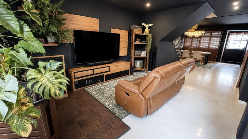 128 Pasir Ris Street 11, 128 Pasir Ris Street 11, 3 Bedrooms, 1,722 sqft, HDB Flat For Sale, by Burhan Khalip, 500237886 - Living Room - PropertyGuru.com.sg