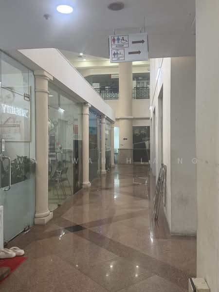 Grandlink Square, 511 Guillemard Road, Eunos / Geylang / Paya Lebar, 205 sqft, Mall Shop For Sale, by Wah Wah Hlaing, 500237893 - Corridor - CommercialGuru.com.sg