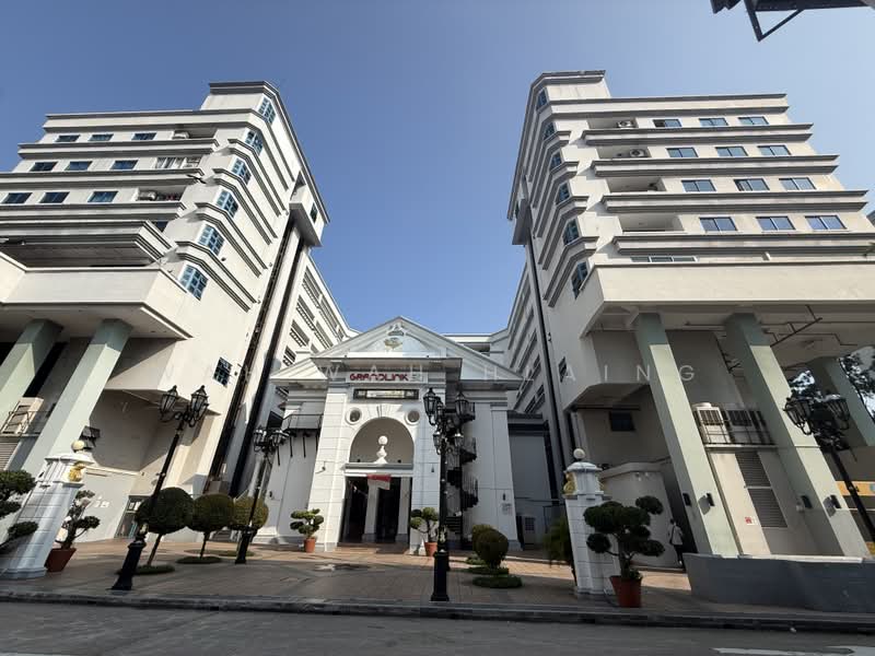Grandlink Square, 511 Guillemard Road, Eunos / Geylang / Paya Lebar, 205 sqft, Mall Shop For Sale, by Wah Wah Hlaing, 500237893 - Exterior - CommercialGuru.com.sg