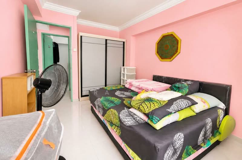 605 Woodlands Drive 42, 605 Woodlands Drive 42, 3 Bedrooms, 1,001 sqft, HDB Flat For Sale, by Asyraaf TCR, 500237896 - Bedroom - PropertyGuru.com.sg