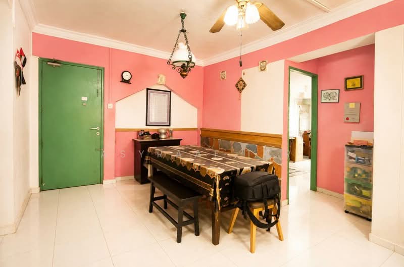 605 Woodlands Drive 42, 605 Woodlands Drive 42, 3 Bedrooms, 1,001 sqft, HDB Flat For Sale, by Asyraaf TCR, 500237896 - Dining Room - PropertyGuru.com.sg