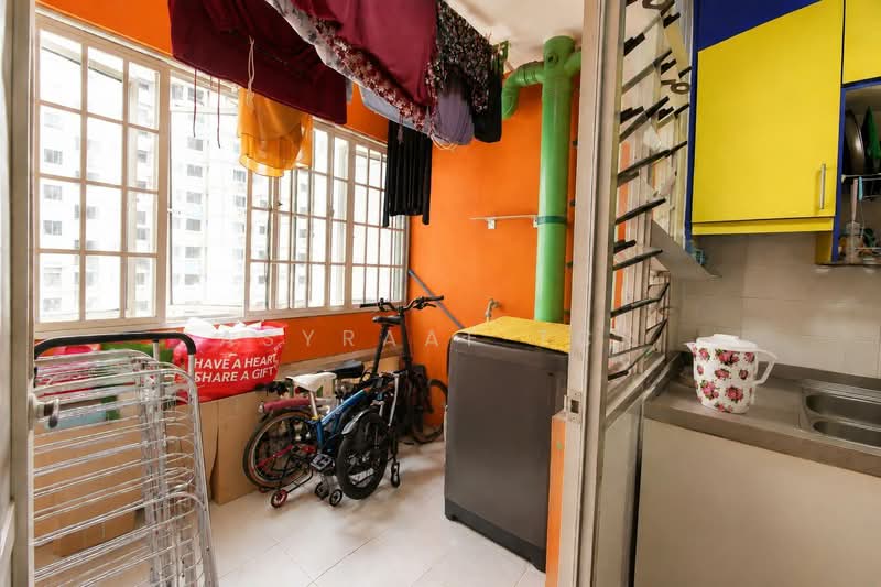 605 Woodlands Drive 42, 605 Woodlands Drive 42, 3 Bedrooms, 1,001 sqft, HDB Flat For Sale, by Asyraaf TCR, 500237896 - Balcony - PropertyGuru.com.sg
