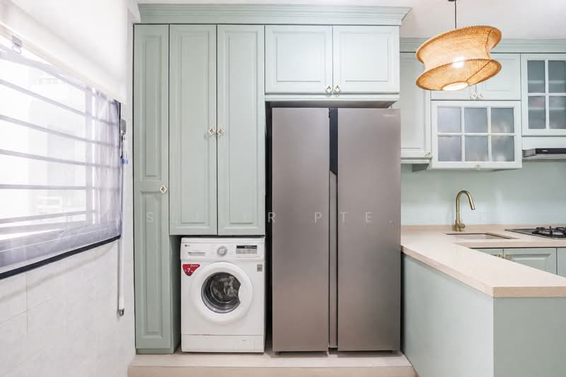 470 Segar Road, 470 Segar Road, 3 Bedrooms, 969 sqft, HDB Flat For Sale, by ADNIX LIU, 500237947 - Kitchen - PropertyGuru.com.sg
