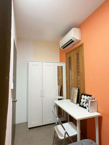Queens, 10 Stirling Road, Room Rental, 100 sqft, Condominium For Rent, by ling, 500237949 - Bedroom - PropertyGuru.com.sg