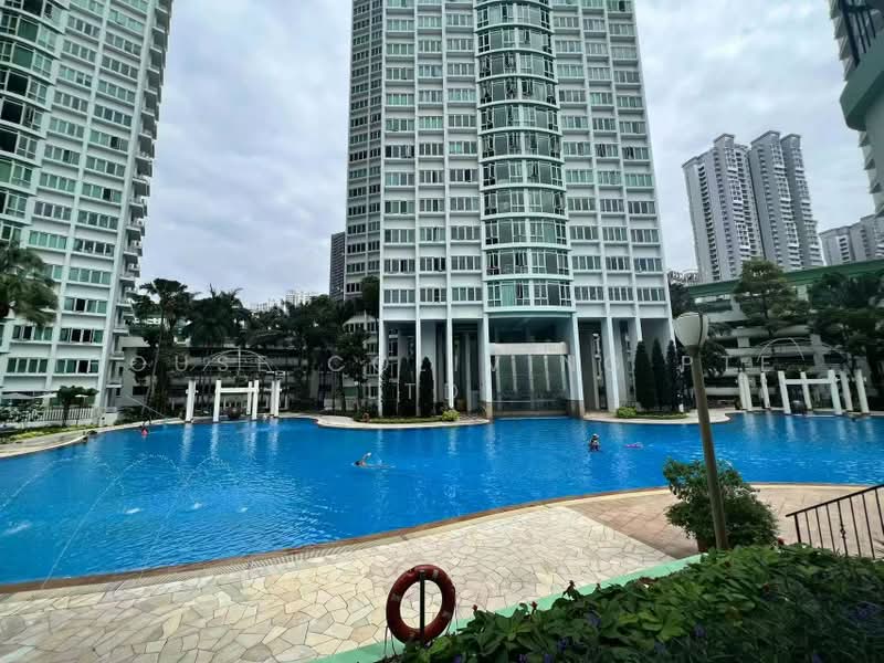 Queens, 10 Stirling Road, Room Rental, 100 sqft, Condominium For Rent, by ling, 500237949 - Exterior - PropertyGuru.com.sg