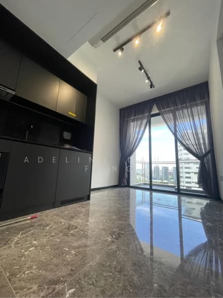 120 Grange, 120 Grange Road, 2 Bedrooms, 570 sqft, Condominium For Sale, by Adeline Lau Li Fang, 500237951 - Kitchenette - PropertyGuru.com.sg