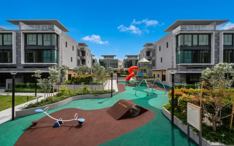 Belgravia Ace, 100 Belgravia Drive, 5 Bedrooms, 4,058 sqft, Cluster House For Sale, by Ronnie Chong 张仲捷, 500237954 - Children Playground  - PropertyGuru.com.sg