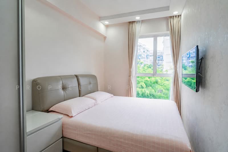 Forestville, 46 Woodlands Drive 16, 4 Bedrooms, 1,195 sqft, Condominium For Sale, by Wes Teo, 500237955 - PropertyGuru.com.sg