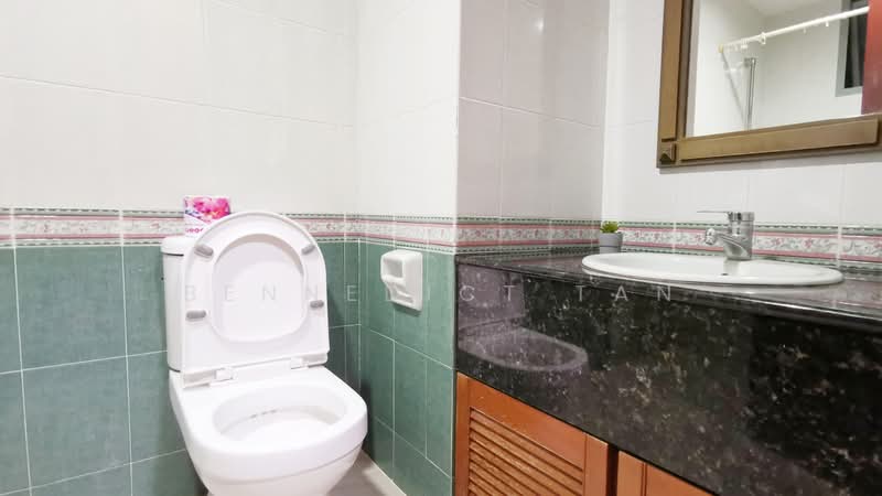 Hume Park II, 29 Hume Avenue, Room Rental, 180 sqft, Condominium For Rent, by Bennedict Tan, 500237956 - Bathroom - PropertyGuru.com.sg