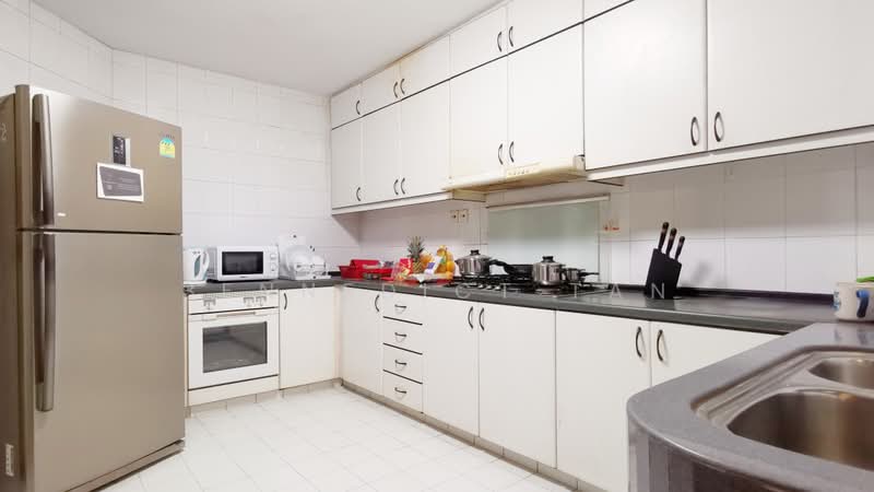 Hume Park II, 27 Hume Avenue, Room Rental, 130 sqft, Condominium For Rent, by Bennedict Tan, 500237964 - Kitchen - PropertyGuru.com.sg