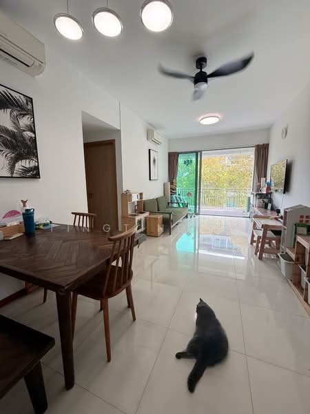 ClementiWoods Condominium, West Coast Road, 2 Bedrooms, 1,001 sqft, Condominium For Sale, by Tingting Liu, 500237971 - Living Room - PropertyGuru.com.sg