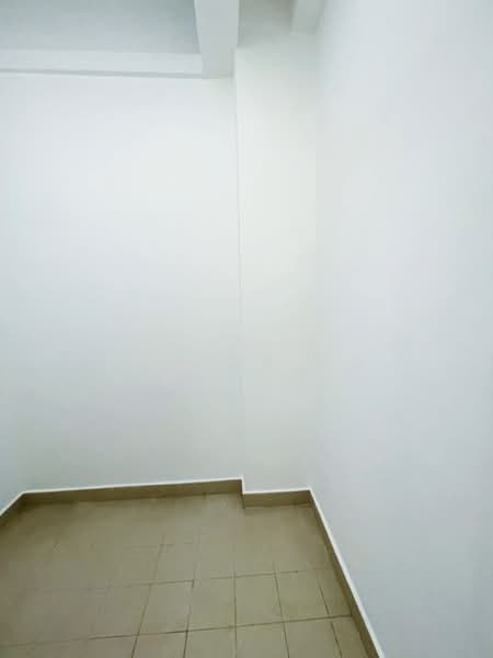 The Petals, 85 Hillview Avenue, Dairy Farm / Bukit Panjang / Choa Chu Kang, 2 Bedrooms, 1,119 sqft, Condominium For Sale, by Lester Ng, 500237972 - Interior - PropertyGuru.com.sg