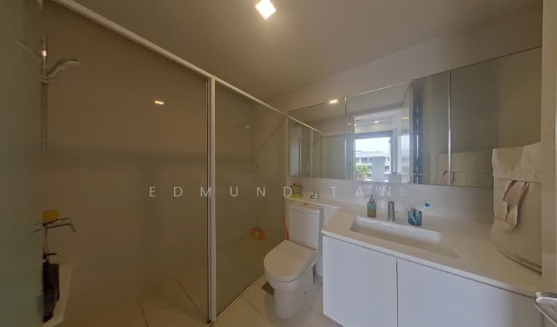 Bedok Residences, 16 Bedok North Drive, 4 Bedrooms, 3,142 sqft, Condominium For Sale, by Edmund Tan, 500237992 - Bathroom - PropertyGuru.com.sg