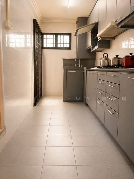 625 Jurong West Street 61, 625 Jurong West Street 61, 3 Bedrooms, 1,184 sqft, HDB Flat For Sale, by Celine Chow 周于琪, 500238003 - Kitchen - PropertyGuru.com.sg