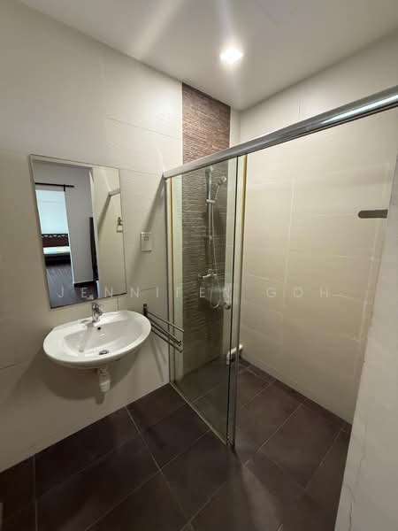 487285, 47 Sunbird Circle, Room Rental, 280 sqft, Semi-Detached House For Rent, by Jennifer Goh, 500238004 - Bathroom - PropertyGuru.com.sg