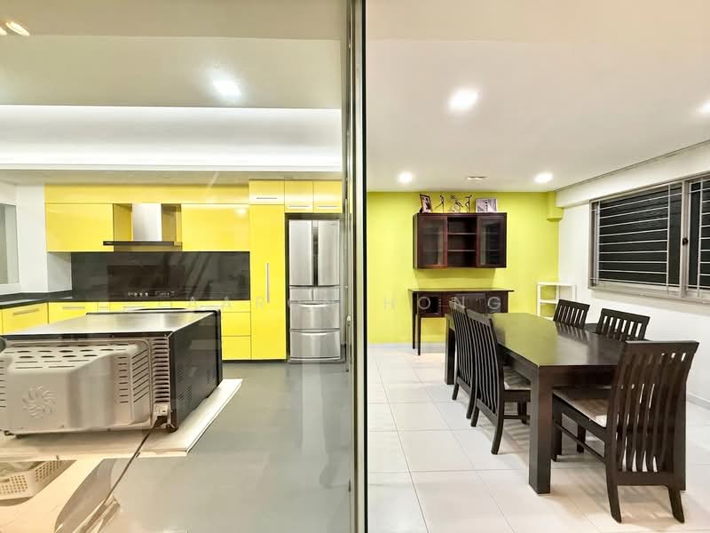 894 Tampines Street 81, 894 Tampines Street 81, 4 Bedrooms, 1,571 sqft, HDB Flat For Sale, by Aaron Hong, 500238021 - Kitchen - PropertyGuru.com.sg