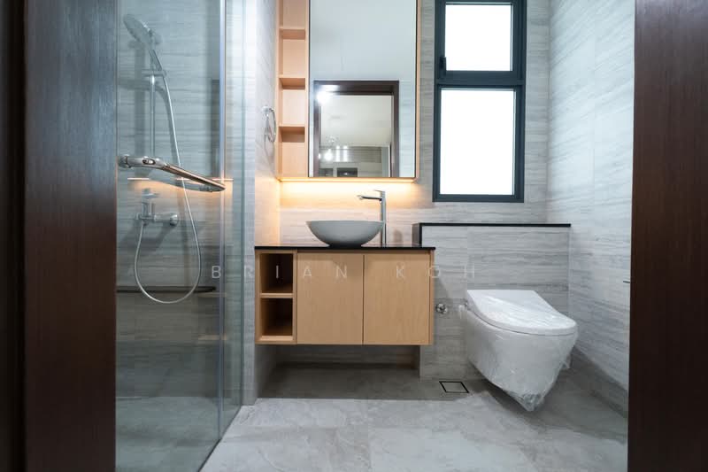 Belgravia Ace, 473 Belgravia Drive, Seletar / Yio Chu Kang, 5 Bedrooms, 4,058 sqft, Semi-Detached House For Sale, by Brian Koh, 500238027 - Common Bathroom - PropertyGuru.com.sg