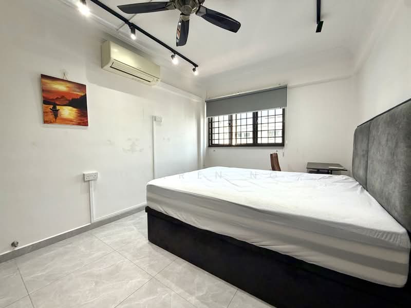 341 Hougang Avenue 7, 341 Hougang Avenue 7, Hougang / Punggol / Sengkang, Room Rental, 120 sqft, HDB Flat For Rent, by Darren Ng, 500238033 - Bedroom - PropertyGuru.com.sg