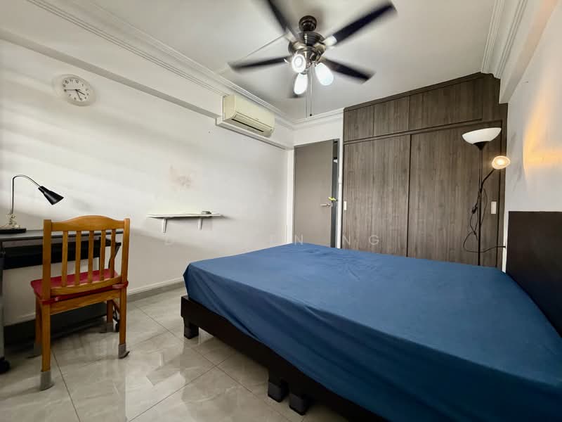 341 Hougang Avenue 7, 341 Hougang Avenue 7, Hougang / Punggol / Sengkang, Room Rental, 120 sqft, HDB Flat For Rent, by Darren Ng, 500238033 - Bedroom - PropertyGuru.com.sg