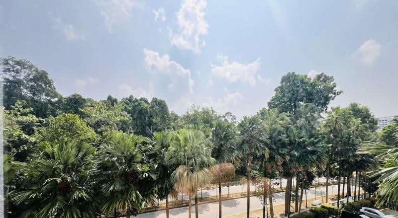 Parkview Apartments, 3 Bukit Batok Street 25, Dairy Farm / Bukit Panjang / Choa Chu Kang, 3 Bedrooms, 1,119 sqft, Apartment For Sale, by Angie Ng, 500238043 - Exterior - PropertyGuru.com.sg