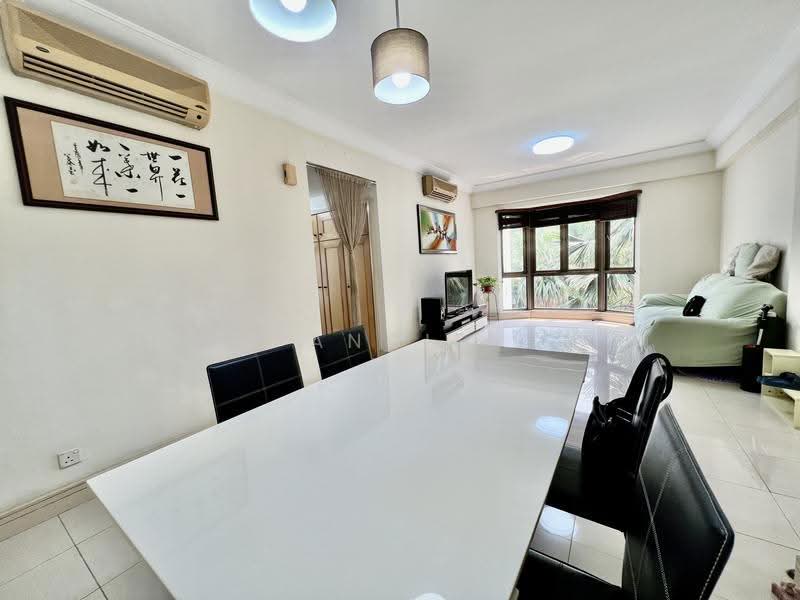 Parkview Apartments, 3 Bukit Batok Street 25, Dairy Farm / Bukit Panjang / Choa Chu Kang, 3 Bedrooms, 1,119 sqft, Apartment For Sale, by Angie Ng, 500238043 - Living Room - PropertyGuru.com.sg