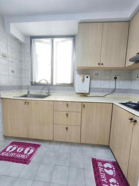 Parkview Apartments, 3 Bukit Batok Street 25, Dairy Farm / Bukit Panjang / Choa Chu Kang, 3 Bedrooms, 1,119 sqft, Apartment For Sale, by Angie Ng, 500238043 - Kitchen - PropertyGuru.com.sg