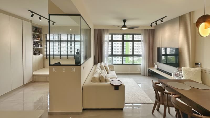 621A Tampines Street 61, 621A Tampines Street 61, 2 Bedrooms, 743 sqft, HDB Flat For Sale, by Kenneth Tan, 500238053 - Living Room - PropertyGuru.com.sg