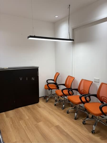 Oxley BizHub, 67 Ubi Road 1, 950 sqft, Light Industrial (B1) For Rent, by Vincent Lin, 500238063 - CommercialGuru.com.sg
