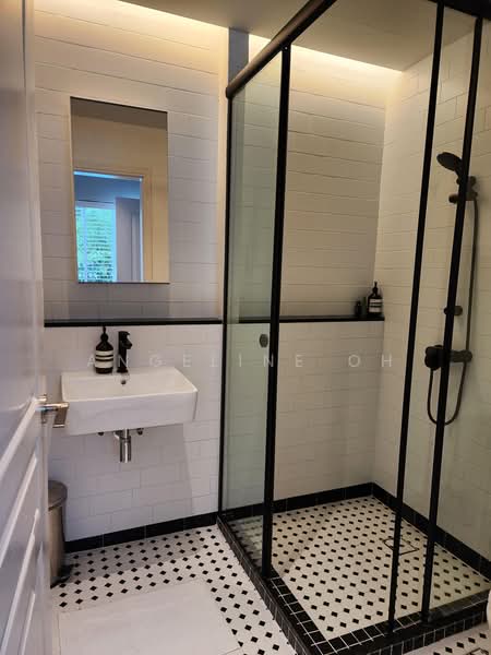 Zion Mansion, 23 Holland Rise, 5 Bedrooms, 3,400 sqft, Apartment For Rent, by Angeline Oh, 500238076 - Bathroom - PropertyGuru.com.sg