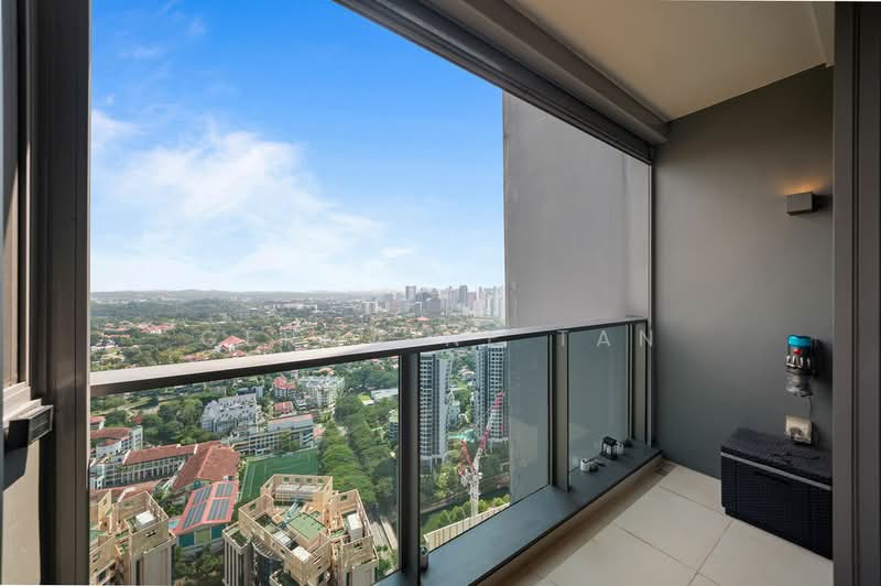Echelon, 7 Alexandra View, 1 Bedroom, 452 sqft, Condominium For Sale, by Germaine Tan, 500238084 - Balcony - PropertyGuru.com.sg
