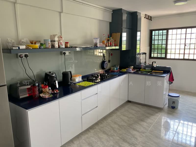 731 Clementi West Street 2, 731 Clementi West Street 2, Buona Vista / West Coast / Clementi New Town, Room Rental, 120 sqft, HDB Flat For Rent, by Zheng Ronghua 郑荣华, 500238096 - Kitchen - PropertyGuru.com.sg