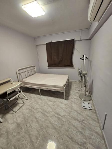 731 Clementi West Street 2, 731 Clementi West Street 2, Buona Vista / West Coast / Clementi New Town, Room Rental, 120 sqft, HDB Flat For Rent, by Zheng Ronghua 郑荣华, 500238096 - Bedroom - PropertyGuru.com.sg