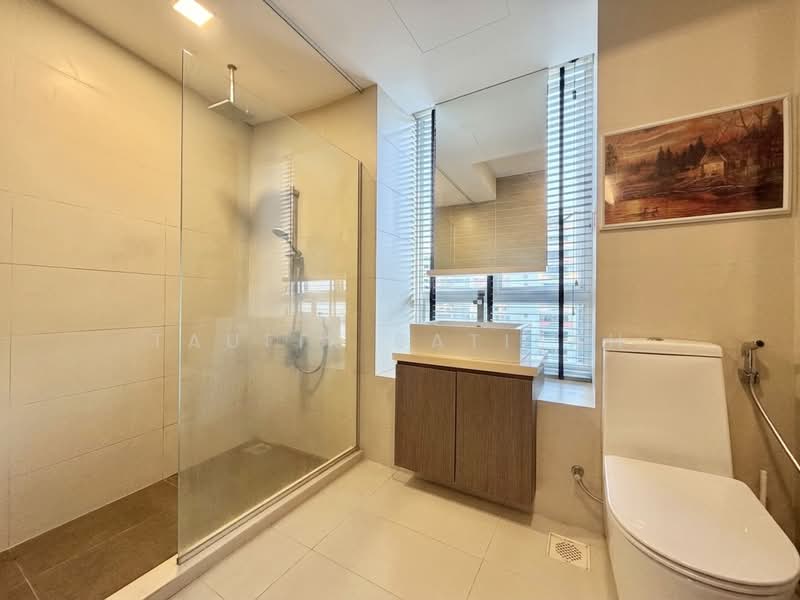 Mi Casa, 315 Choa Chu Kang Avenue 3, 3 Bedrooms, 1,324 sqft, Condominium For Sale, by Taufik Batisah, 500238099 - Bathroom - PropertyGuru.com.sg
