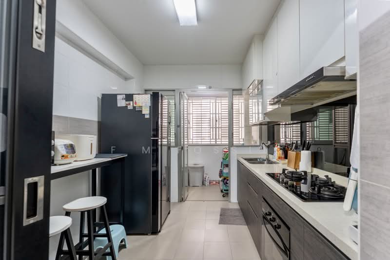 513D Yishun Street 51, 513D Yishun Street 51, 3 Bedrooms, 1,001 sqft, HDB Flat For Sale, by F M Fossil, 500238105 - Kitchen - PropertyGuru.com.sg