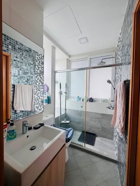 The Merlot, 101 Keng Lee Road, 1 Bedroom, 517 sqft, Apartment For Sale, by Jean Ang 诗吟, 500238110 - Bathroom - PropertyGuru.com.sg
