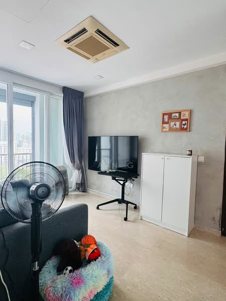 The Merlot, 101 Keng Lee Road, 1 Bedroom, 517 sqft, Apartment For Sale, by Jean Ang 诗吟, 500238110 - Living Room - PropertyGuru.com.sg