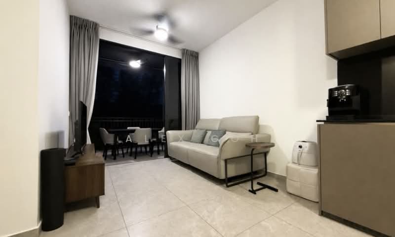 Park Colonial, 10 Woodleigh Lane, 2 Bedrooms, 678 sqft, Condominium For Rent, by Alex Goh, 500238111 - Living Room - PropertyGuru.com.sg