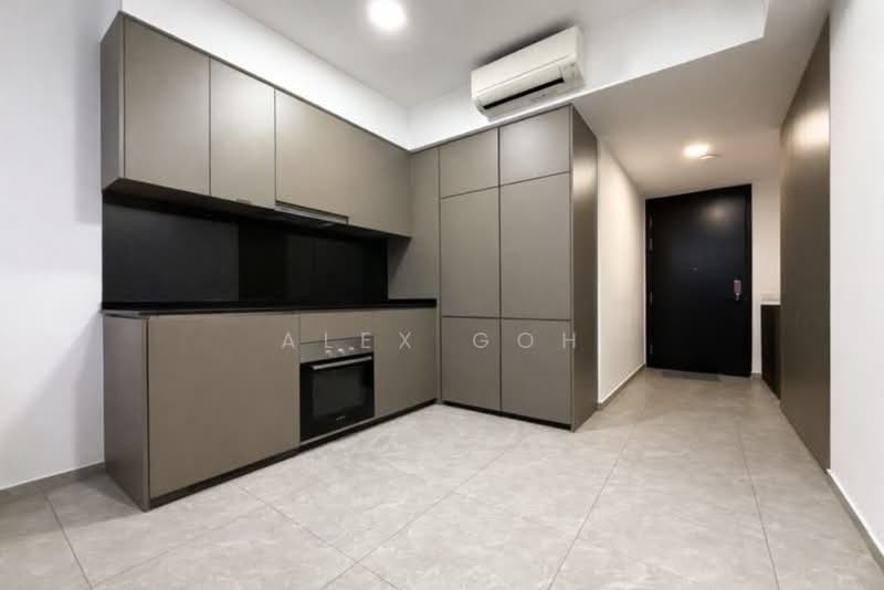 Park Colonial, 10 Woodleigh Lane, 2 Bedrooms, 678 sqft, Condominium For Rent, by Alex Goh, 500238111 - Kitchen - PropertyGuru.com.sg